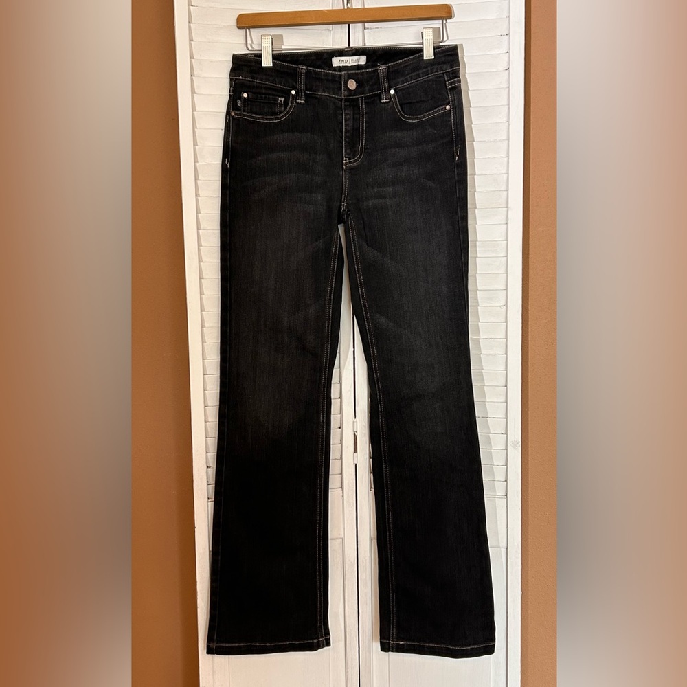 White House Black Market size 4R 4 Regular stretch straight leg jeans